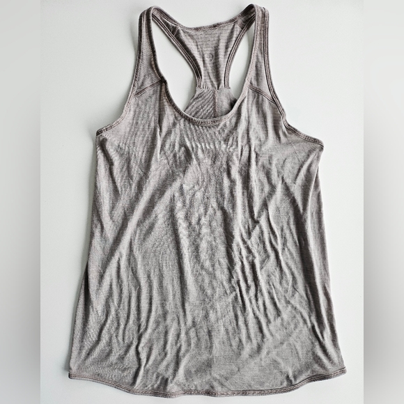 Lululemon Essential Tank Heathered Dark Chrome Size 4 Activewear Racerback Gym - Picture 13 of 13